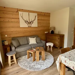 https://appartement-t2-vue-montagne.hotels-rhonealpes.com